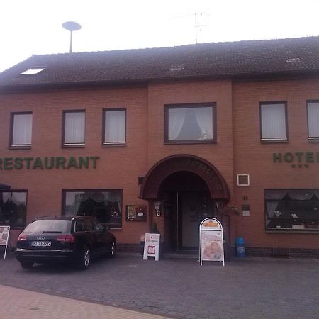Landhotel Hamburger Hof Nettlingen Eksteriør bilde