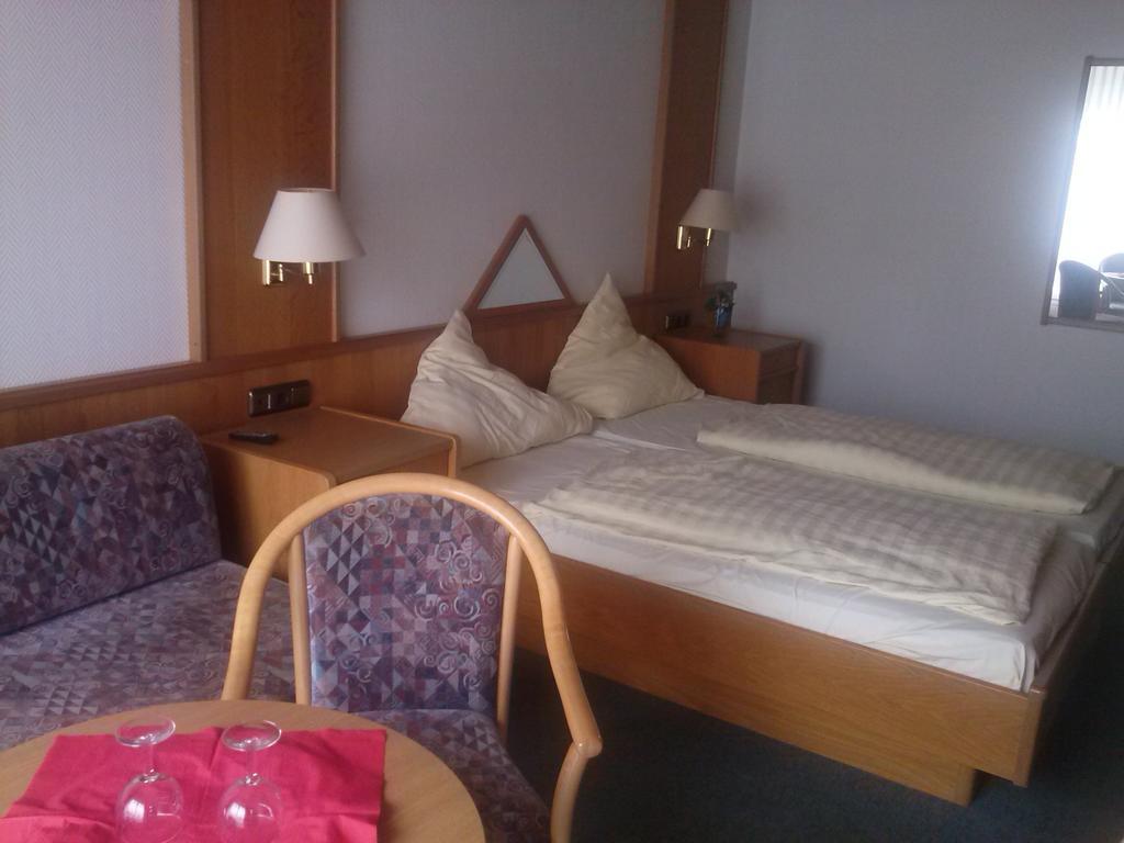 Landhotel Hamburger Hof Nettlingen Rom bilde